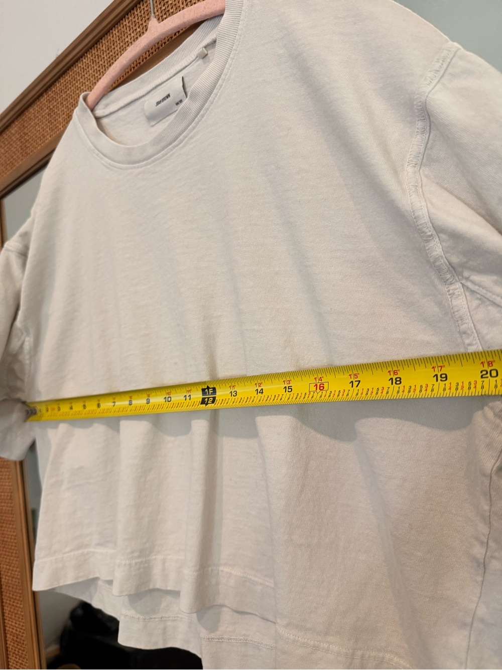 Joah Brown Boxy Cropped Tee Soft White - Picture 12 of 13